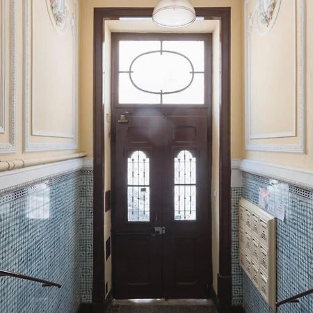 Sunny Terrace Apt, Close To Downtown! 2 Bedroom Flat Lisbon Luaran gambar