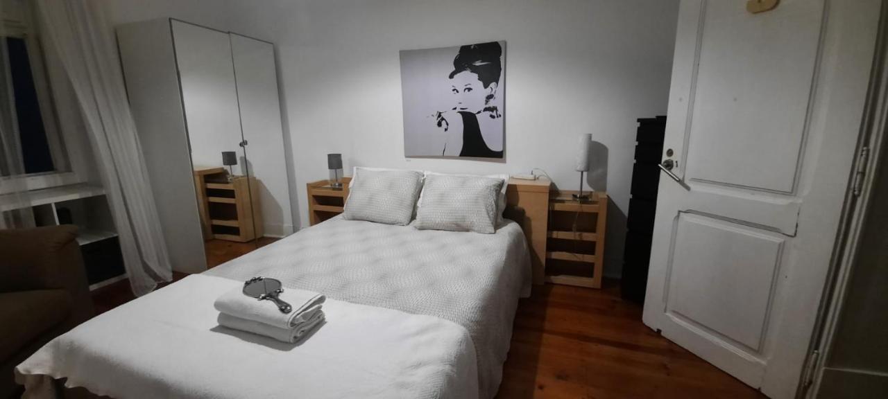 Sunny Terrace Apt, Close To Downtown! 2 Bedroom Flat Lisbon Luaran gambar