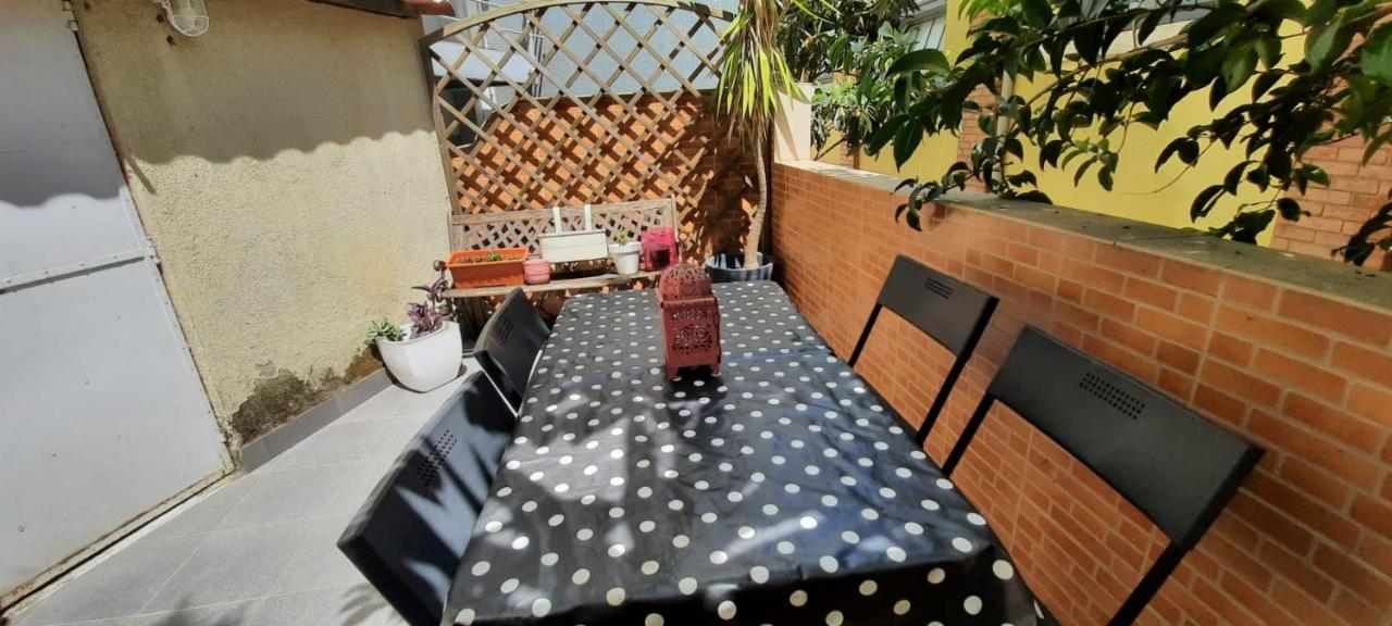 Sunny Terrace Apt, Close To Downtown! 2 Bedroom Flat Lisbon Luaran gambar