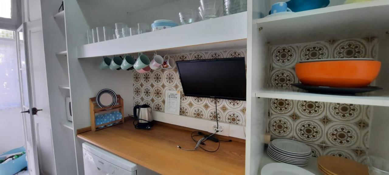 Sunny Terrace Apt, Close To Downtown! 2 Bedroom Flat Lisbon Luaran gambar
